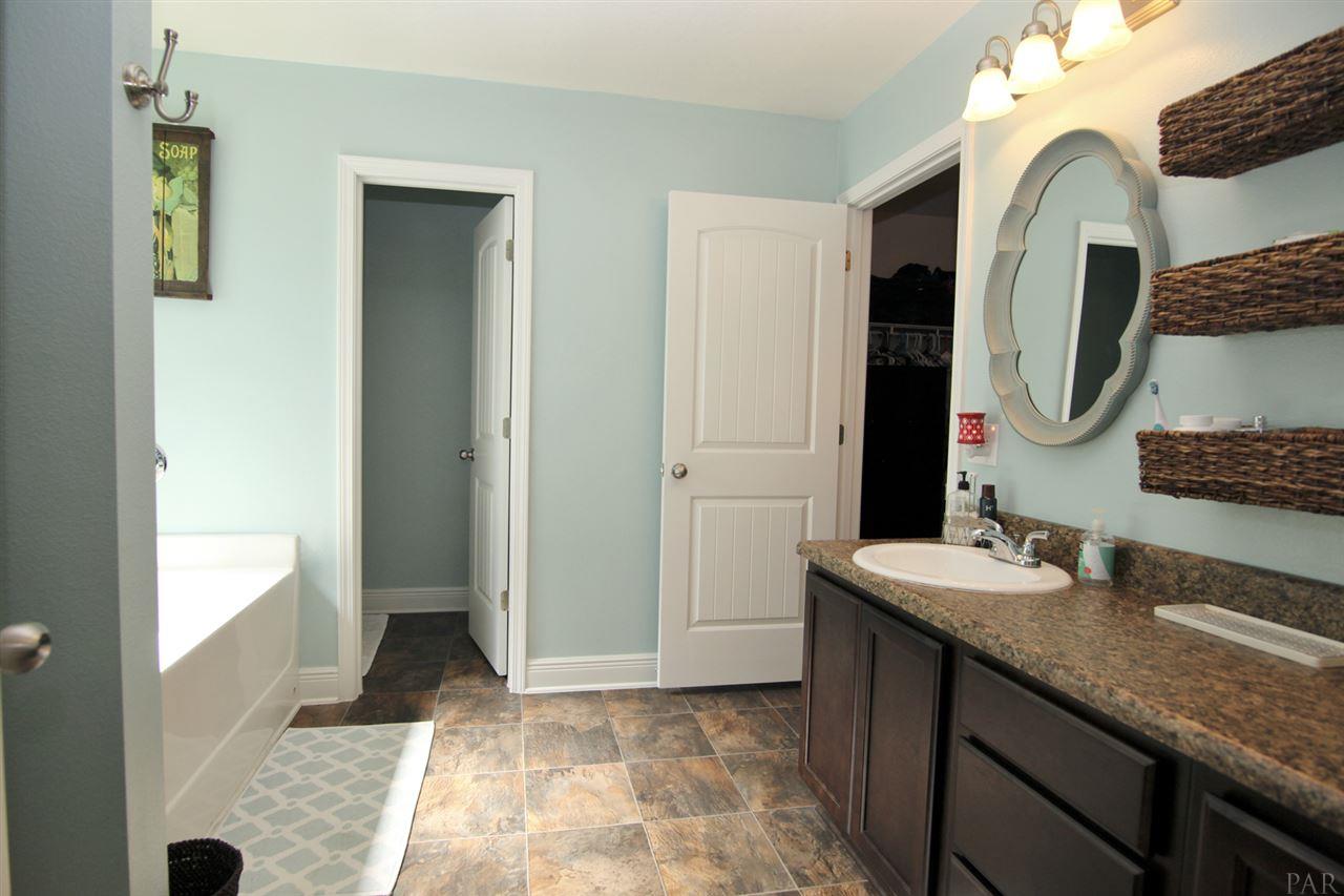 196 Millet Circle Cantonment, FL 32533 - Photo 15 of 23