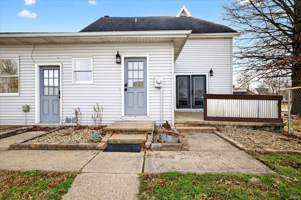 $279,900 | 210 West Main Street, Worthington, IN 47471