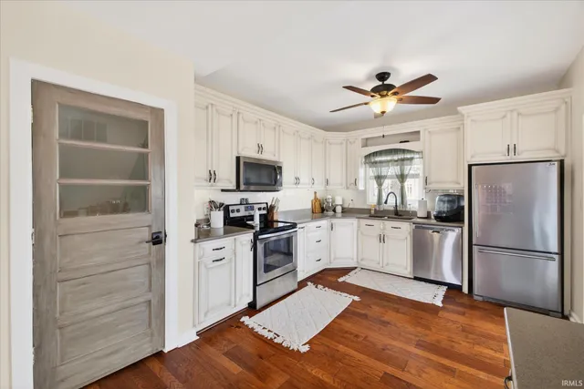 $285,000 | 210 West Main Street, Worthington, IN 47471