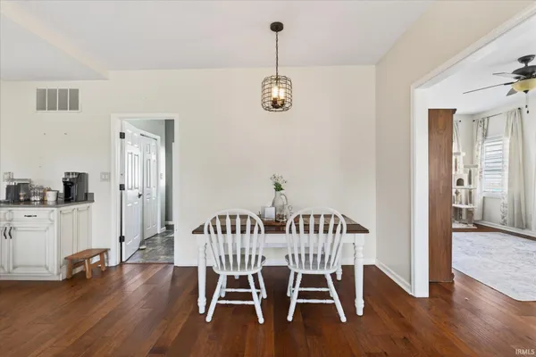 $279,900 | 210 West Main Street, Worthington, IN 47471
