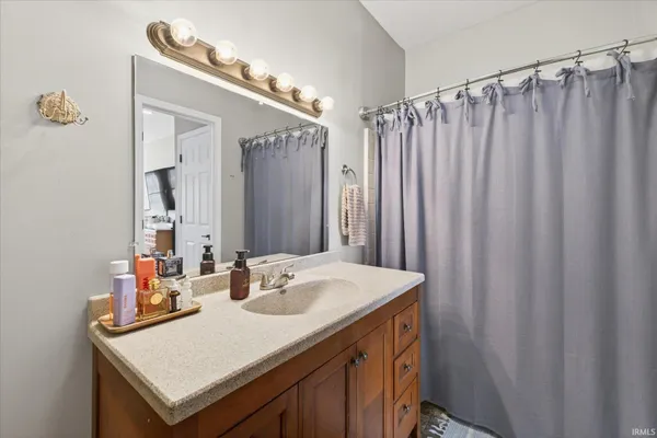 $279,900 | 210 West Main Street, Worthington, IN 47471