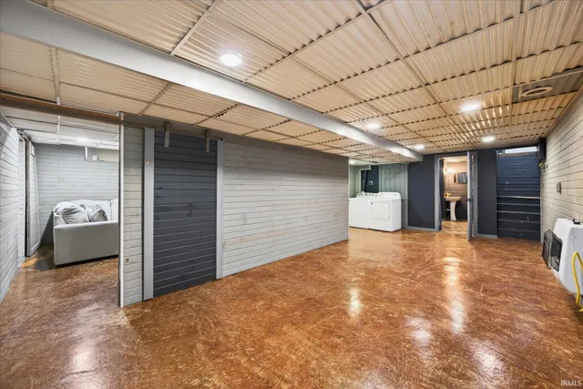 $285,000 | 210 West Main Street, Worthington, IN 47471