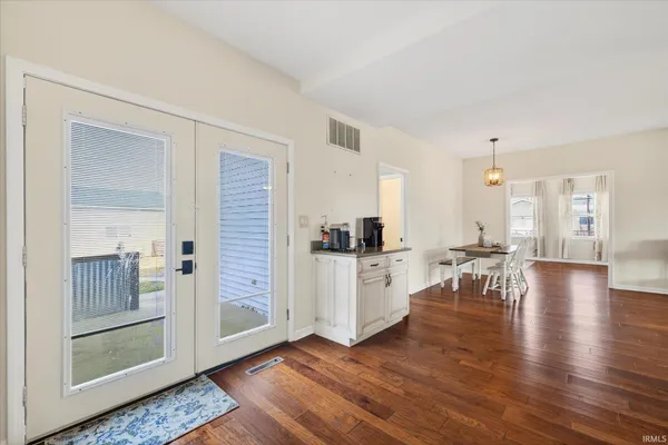 $279,900 | 210 West Main Street, Worthington, IN 47471