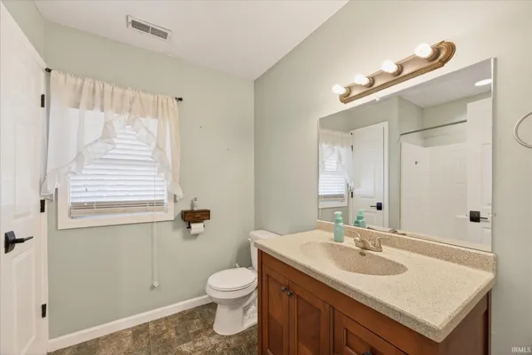 $279,900 | 210 West Main Street, Worthington, IN 47471