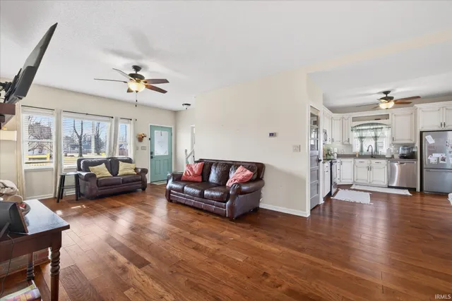 $285,000 | 210 West Main Street, Worthington, IN 47471