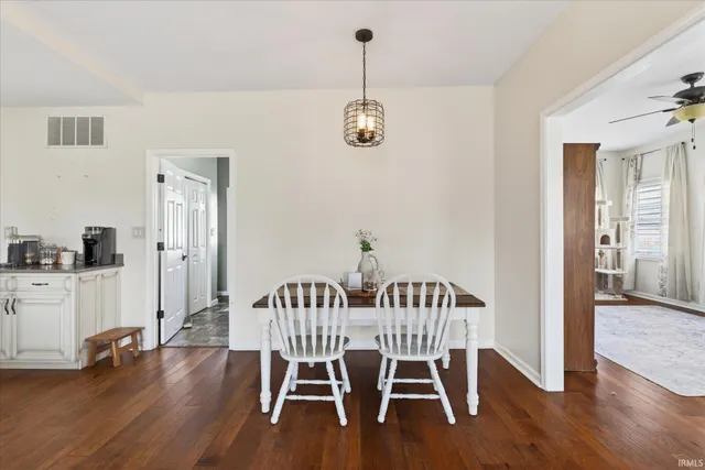 $285,000 | 210 West Main Street, Worthington, IN 47471