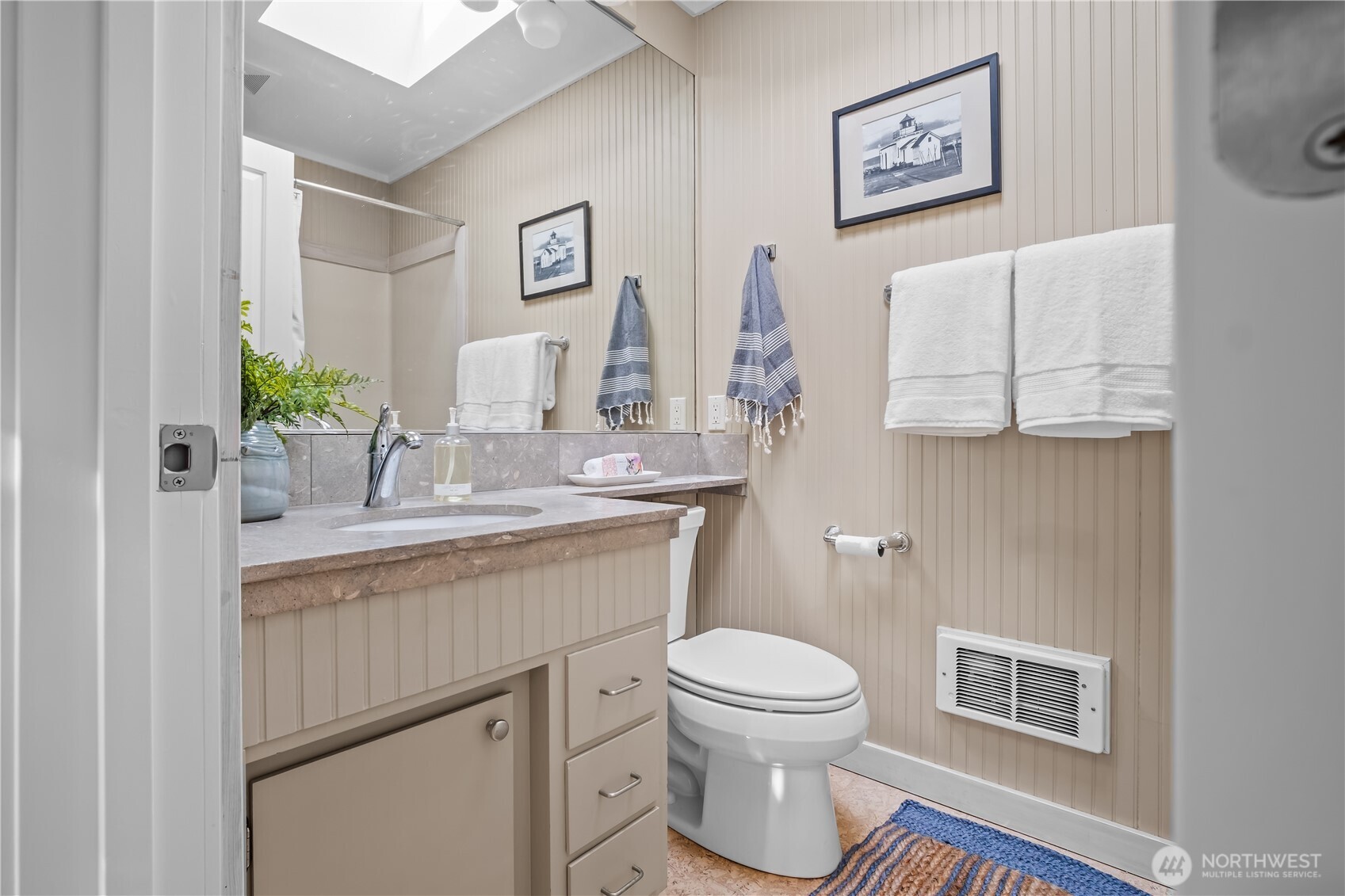 7302 Northeast Twin Spits Road Hansville, WA 98340 - Photo 21 of 40