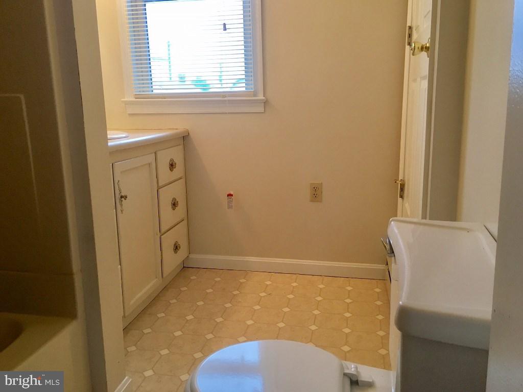 102 Pleasant Street Hanover, PA 17331 - Photo 24 of 36 Gallery Image 24