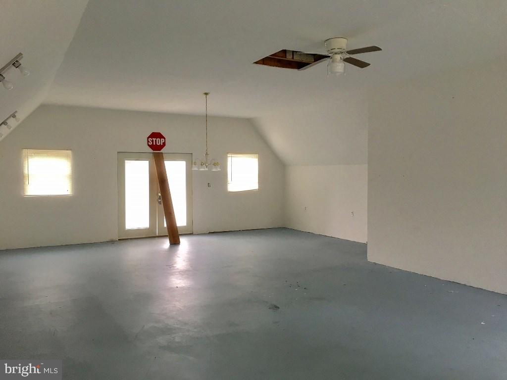 102 Pleasant Street Hanover, PA 17331 - Photo 33 of 36 Gallery Image 33