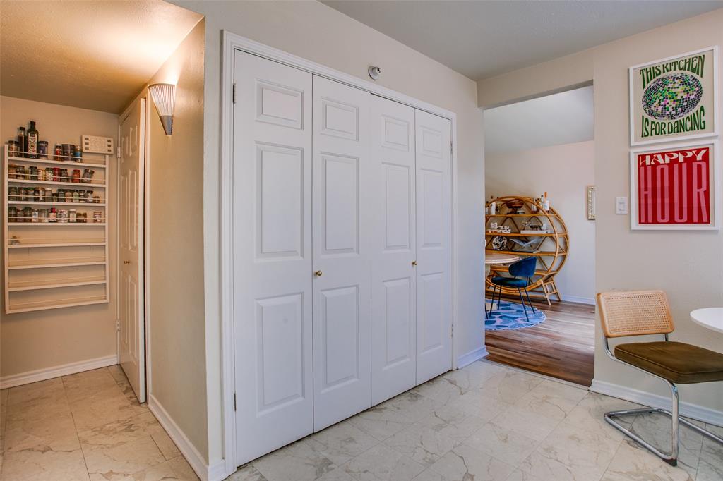 3503 Word Street Dallas, TX 75204 - Photo 23 of 37