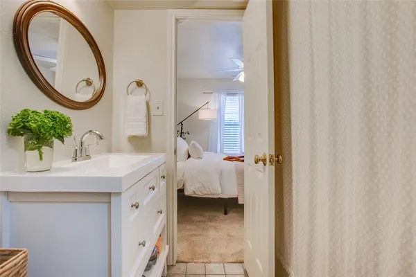 $2,500 | 3503 Word Street, Dallas, TX 75204