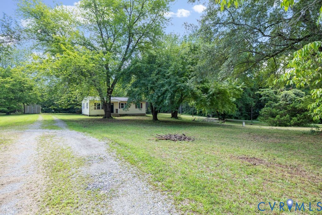 1912 Capeway Road Powhatan, VA 23139 - Photo 4 of 19 Gallery Image 4