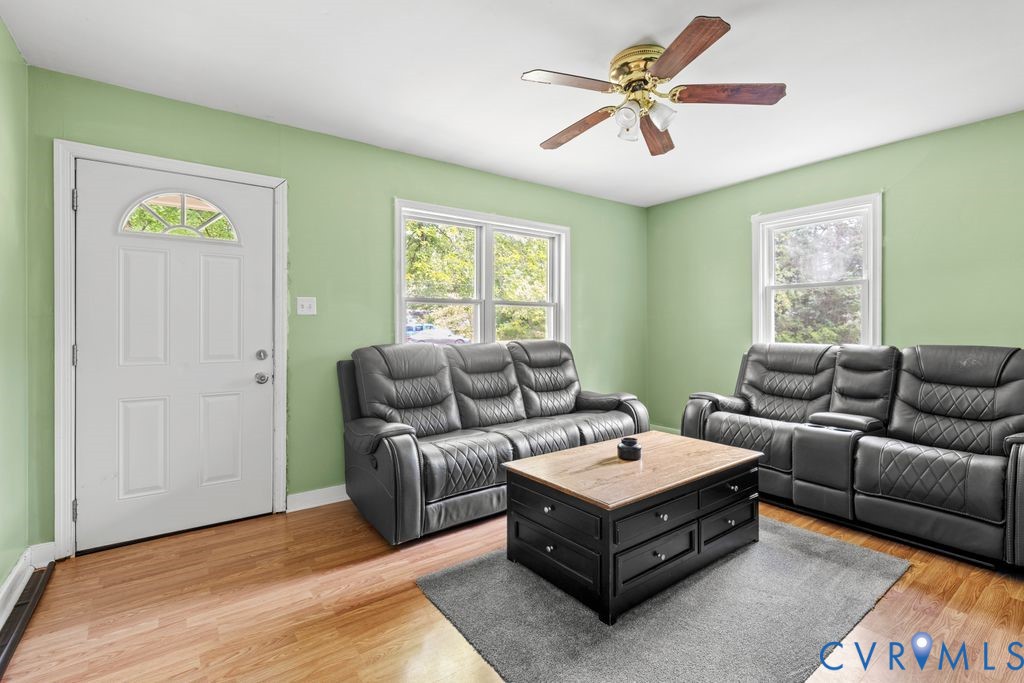 1912 Capeway Road Powhatan, VA 23139 - Photo 6 of 19 Gallery Image 6