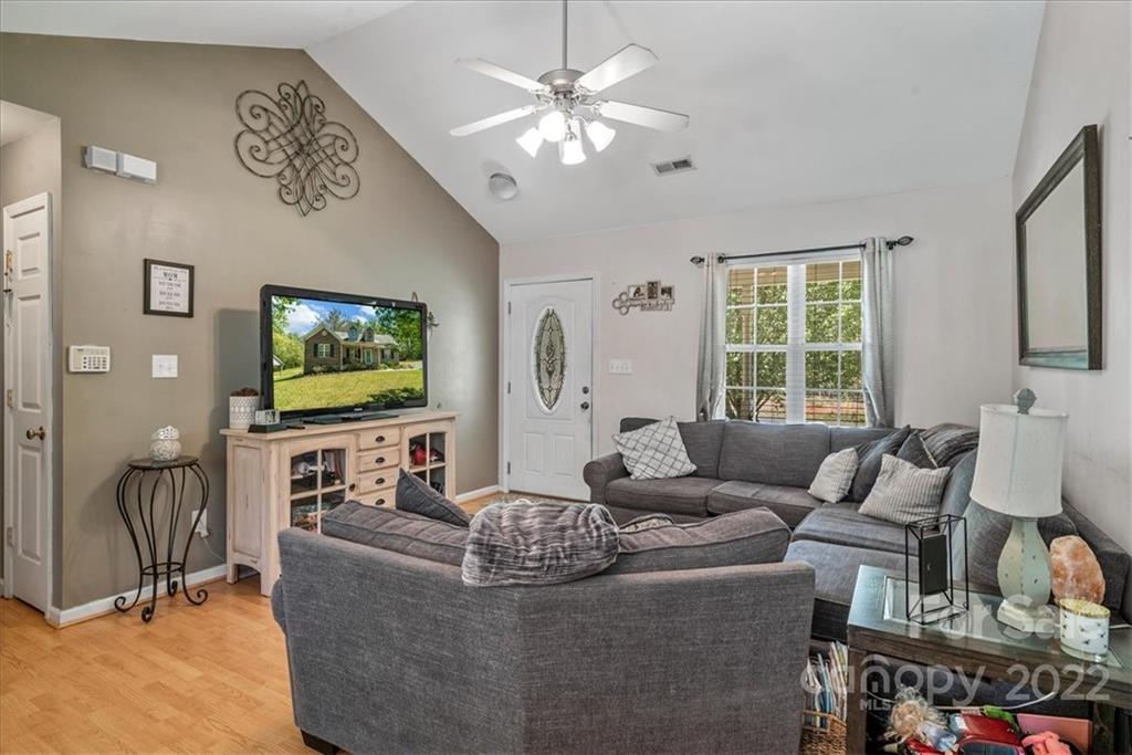 809 Red Hill Road Wadesboro, NC 28170 - Photo 5 of 37 Gallery Image 5