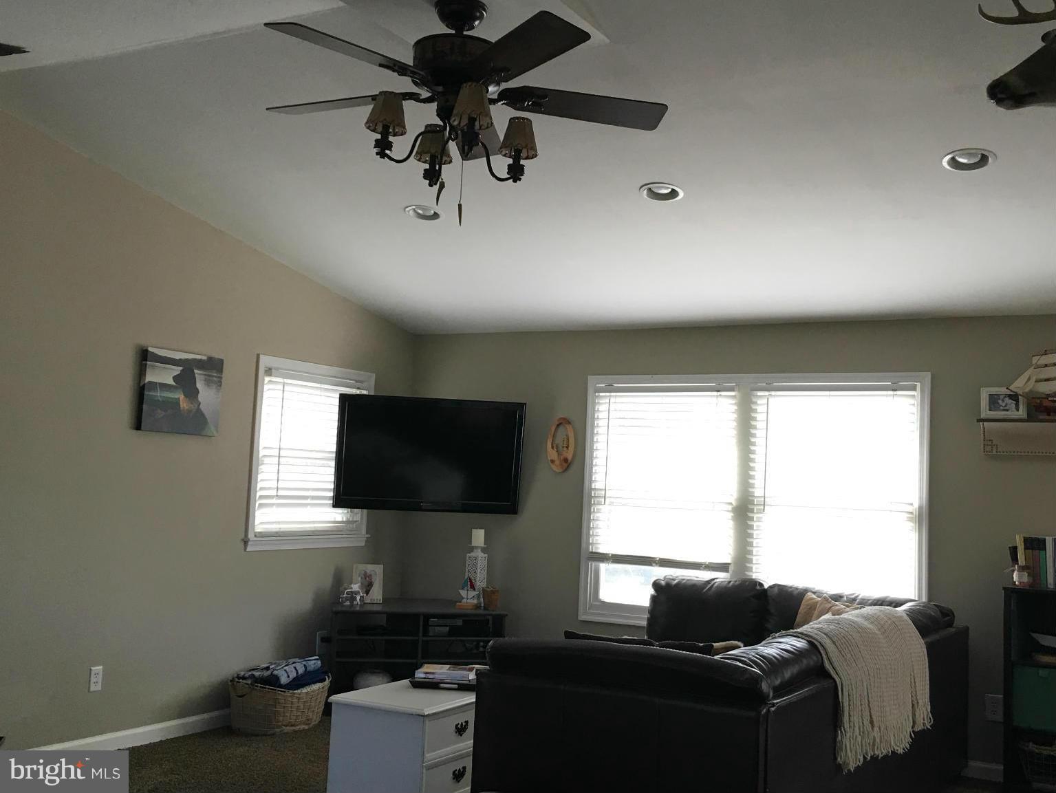 12433 Ridge Road King George, VA 22485 - Photo 27 of 27 Living Room