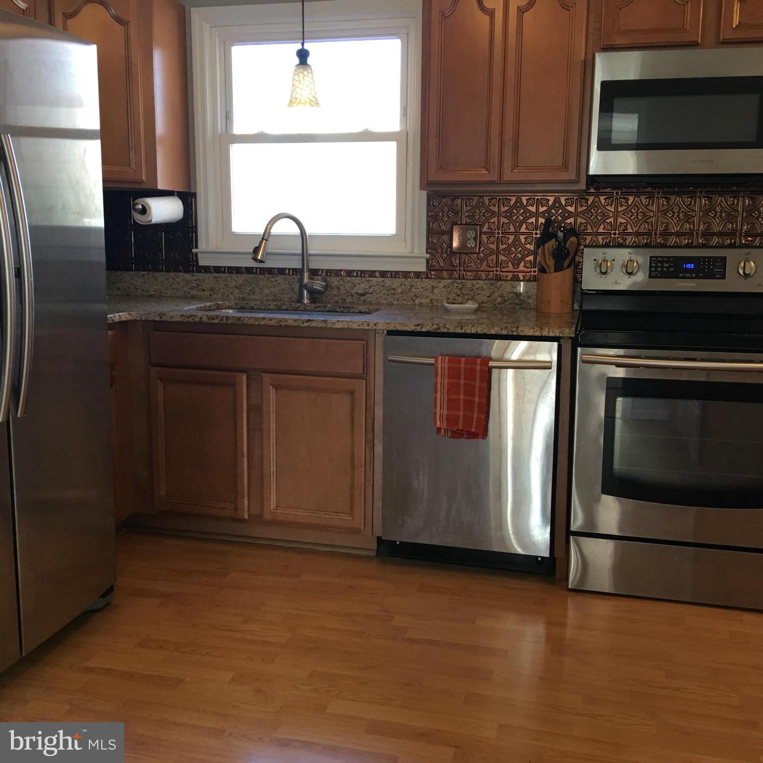12433 Ridge Road King George, VA 22485 - Photo 6 of 27 Kitchen