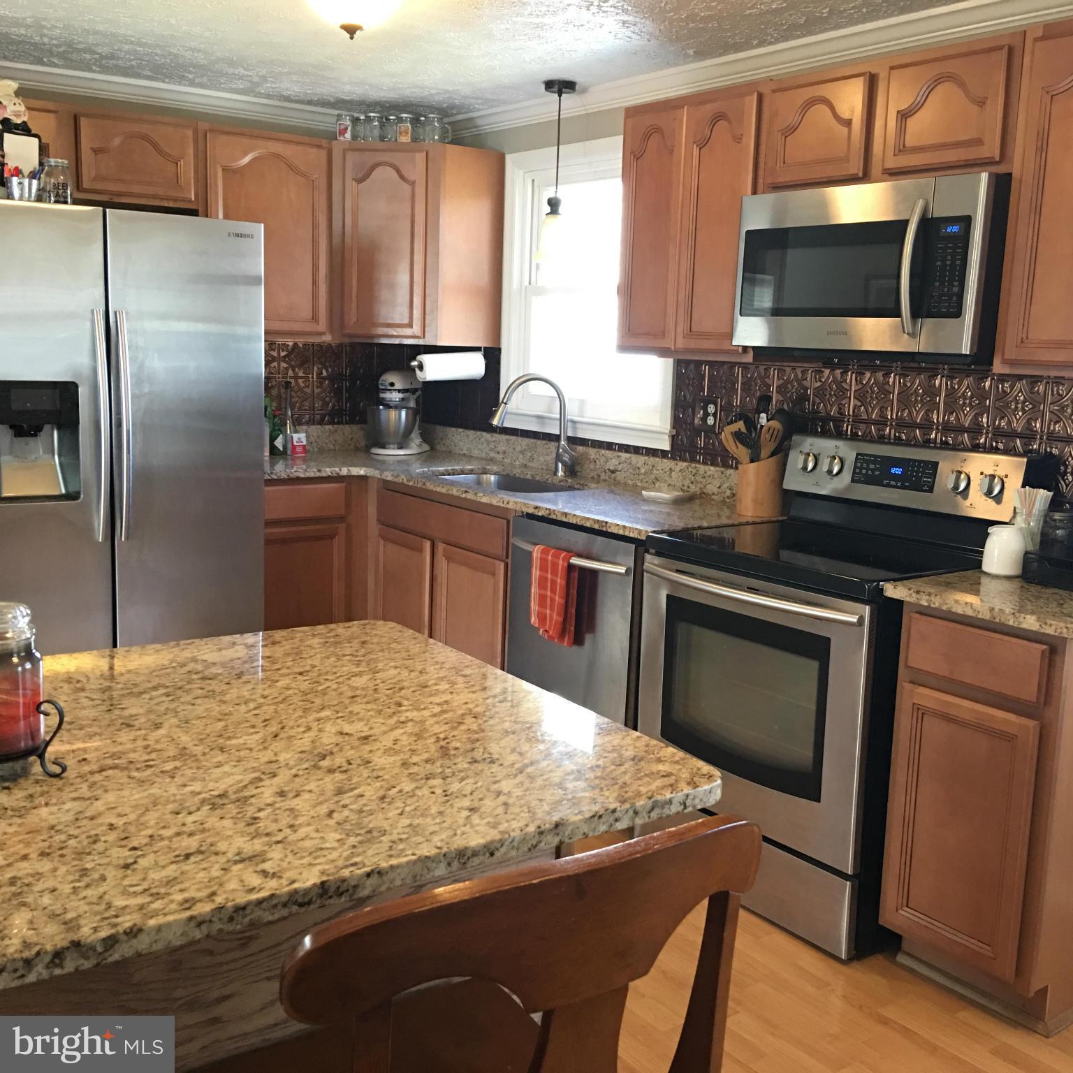 12433 Ridge Road King George, VA 22485 - Photo 7 of 27 Kitchen