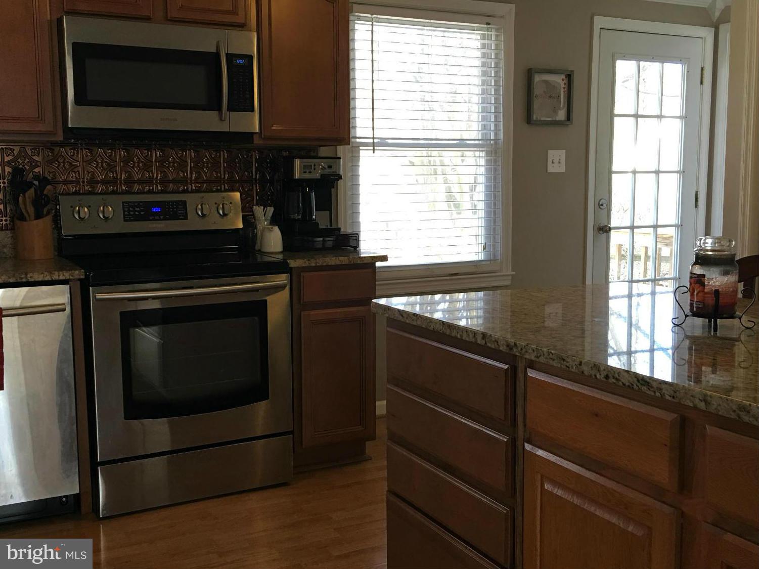 12433 Ridge Road King George, VA 22485 - Photo 9 of 27 Kitchen