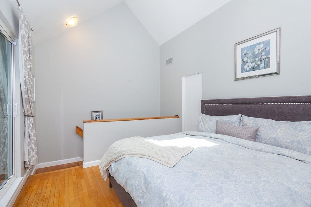 129 Governor Winthrop Road, Unit 1A Somerville, MA 02145 - Photo 14 of 27