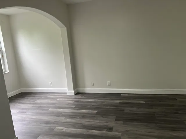 $4,100 | 5076 Southwest 38th Way, Hollywood, FL 33312