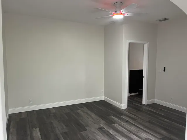 $4,100 | 5076 Southwest 38th Way, Hollywood, FL 33312