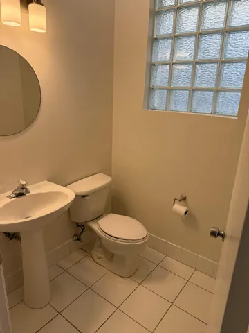 $4,100 | 5076 Southwest 38th Way, Hollywood, FL 33312