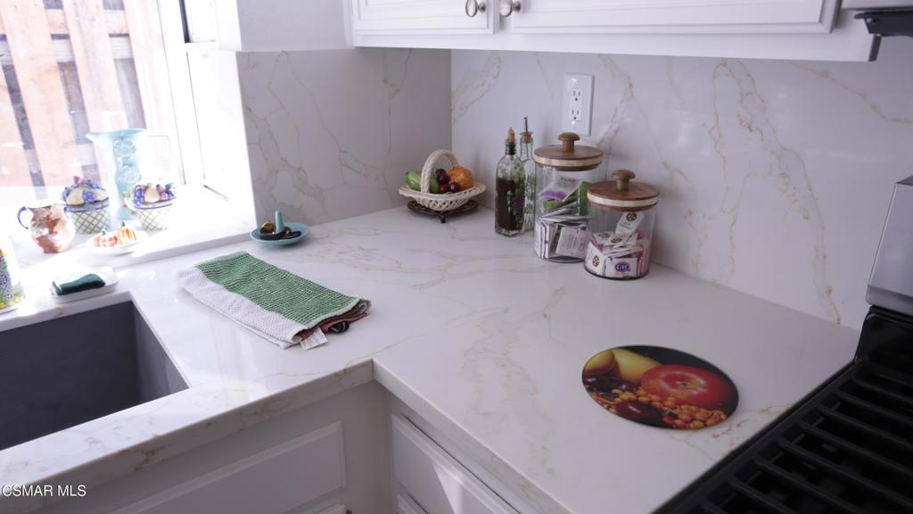 2832 Thicket Place Simi Valley, CA 93065 - Photo 5 of 42