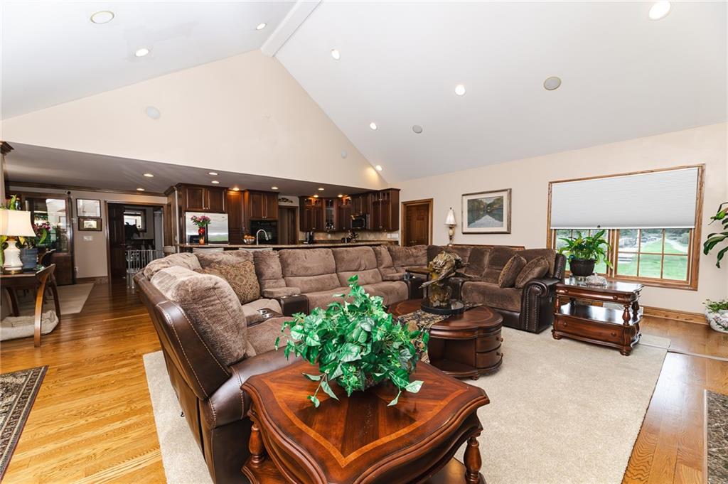 391 Browns Hill Road Valencia, PA 16059 - Photo 16 of 50