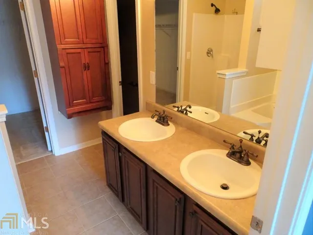 $2,195 | 155 Seabreeze Court, Newnan, GA 30265