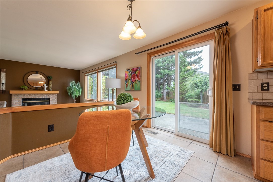 944 Southwest 347th Street Federal Way, WA 98023 - Photo 17 of 40 Gallery Image 17