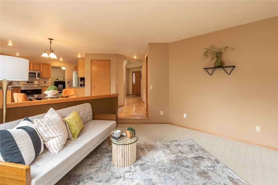 944 Southwest 347th Street Federal Way, WA 98023 - Photo 22 of 40 Gallery Image 22