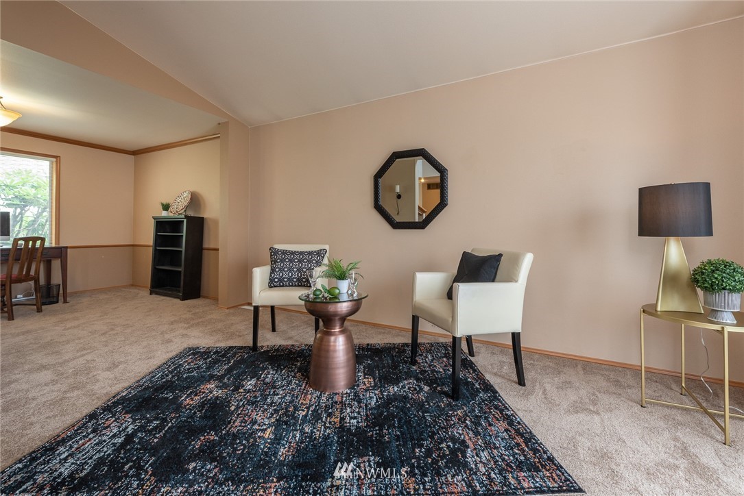 944 Southwest 347th Street Federal Way, WA 98023 - Photo 10 of 40 Gallery Image 10
