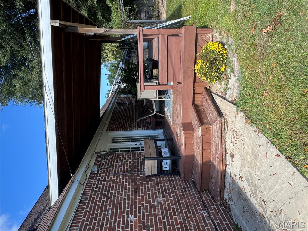 101 St Matthew Lane New Madrid, MO 63869 - Photo 3 of 21