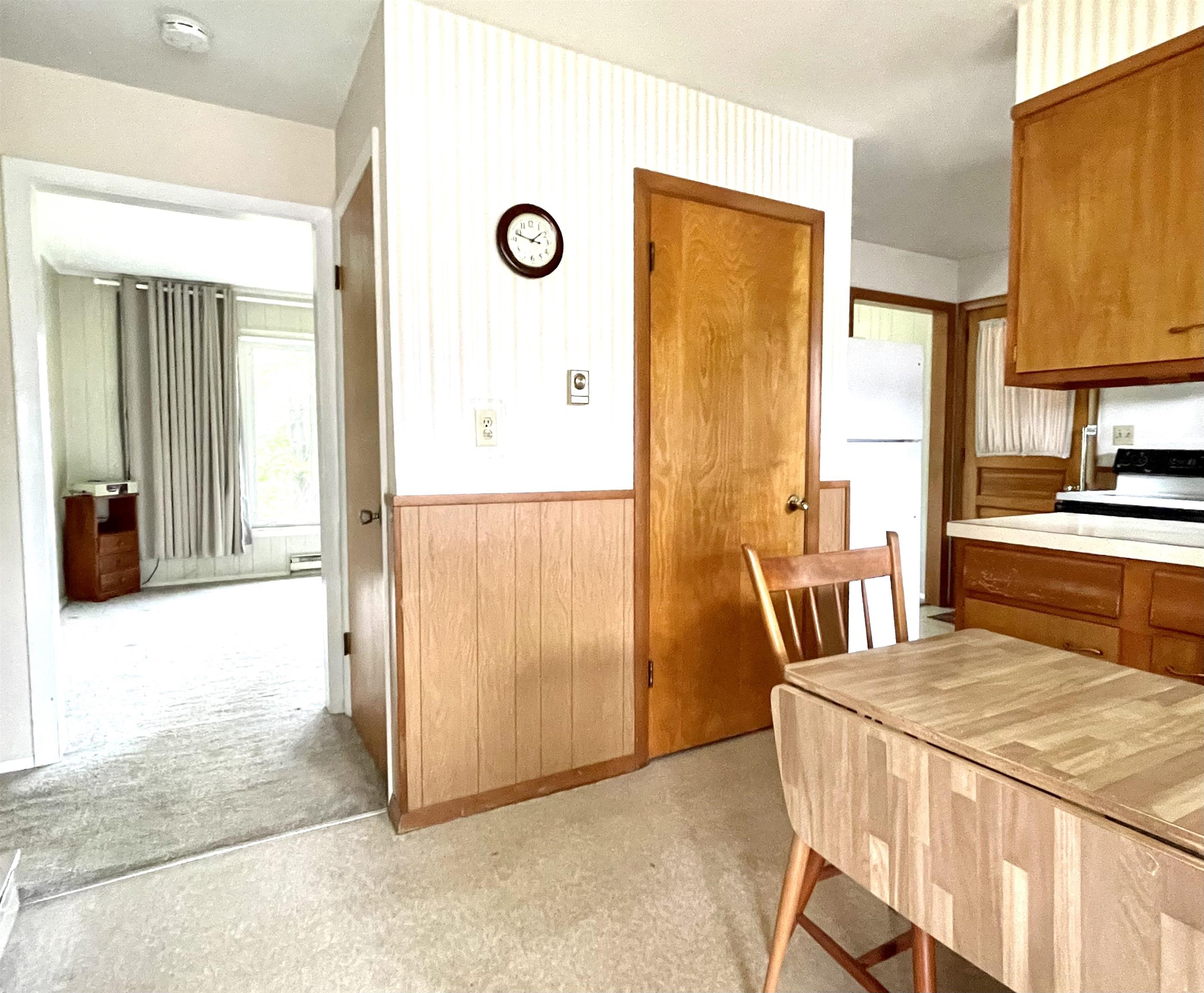 4 Spring Street Whitefield, NH 03598 - Photo 7 of 17
