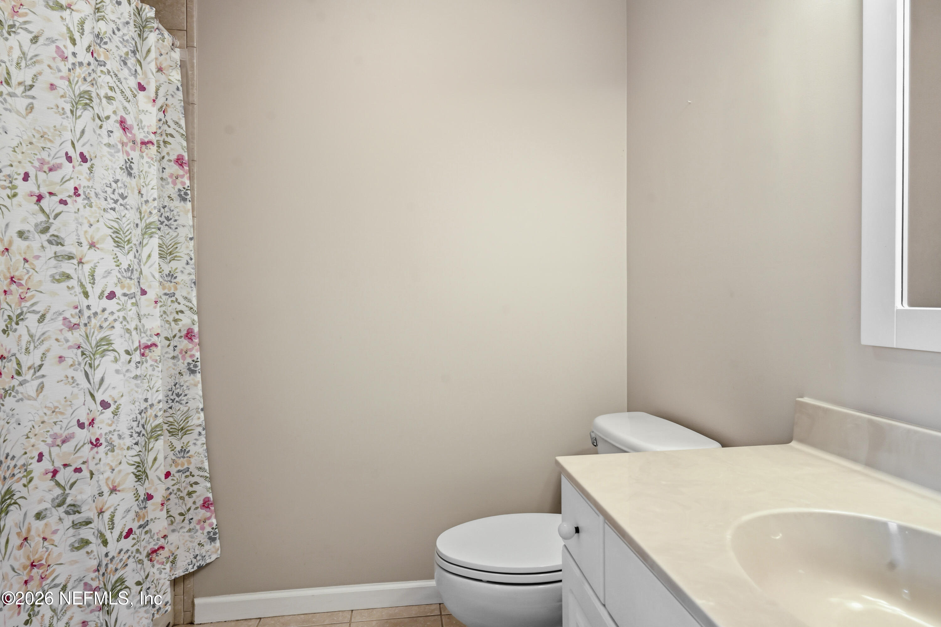 6131 Copper Ridge Circle Macclenny, FL 32063 - Photo 24 of 35 guest bath