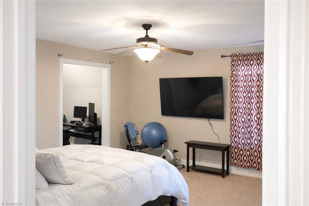 5221 Belews Creek Road Walkertown, NC 27051 - Photo 12 of 27