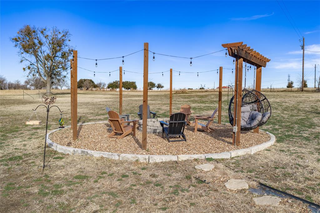 2653 Old Decatur Road Alvord, TX 76225 - Photo 32 of 40