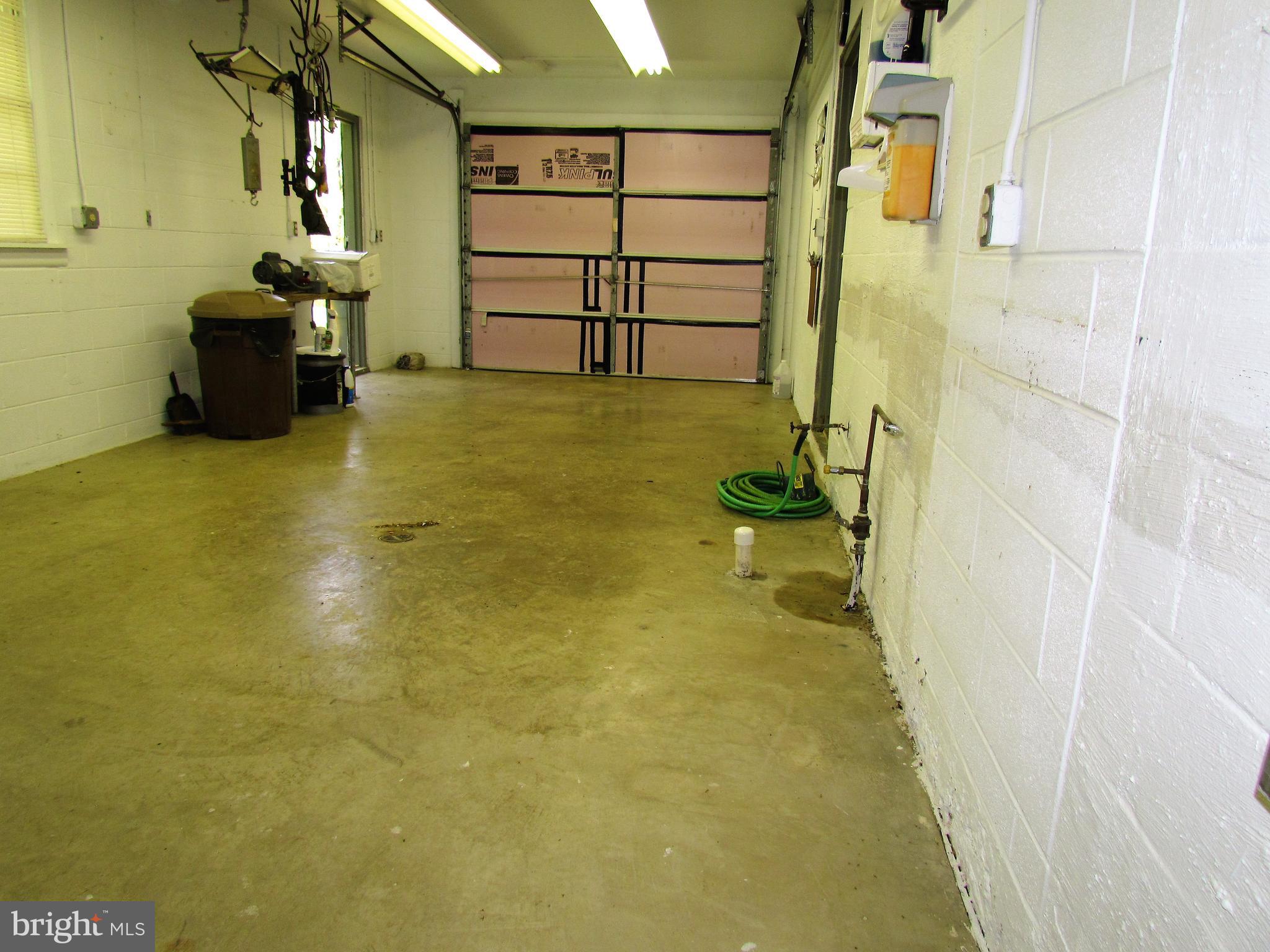 6442 Mt Phillip Road Frederick, MD 21703 - Photo 33 of 37 a view of a indoor shower