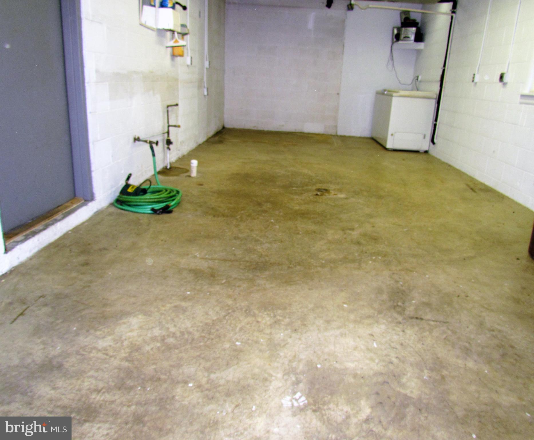 6442 Mt Phillip Road Frederick, MD 21703 - Photo 34 of 37 a view of a room with storage