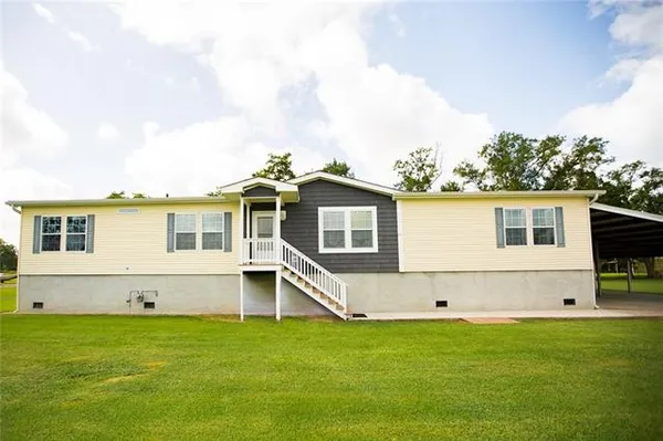 $349,000 | 13769 Highway 23, Belle Chasse, LA 70037