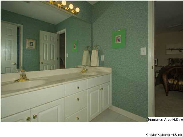 2217 Circle View Lane Birmingham, AL 35244 - Photo 12 of 18