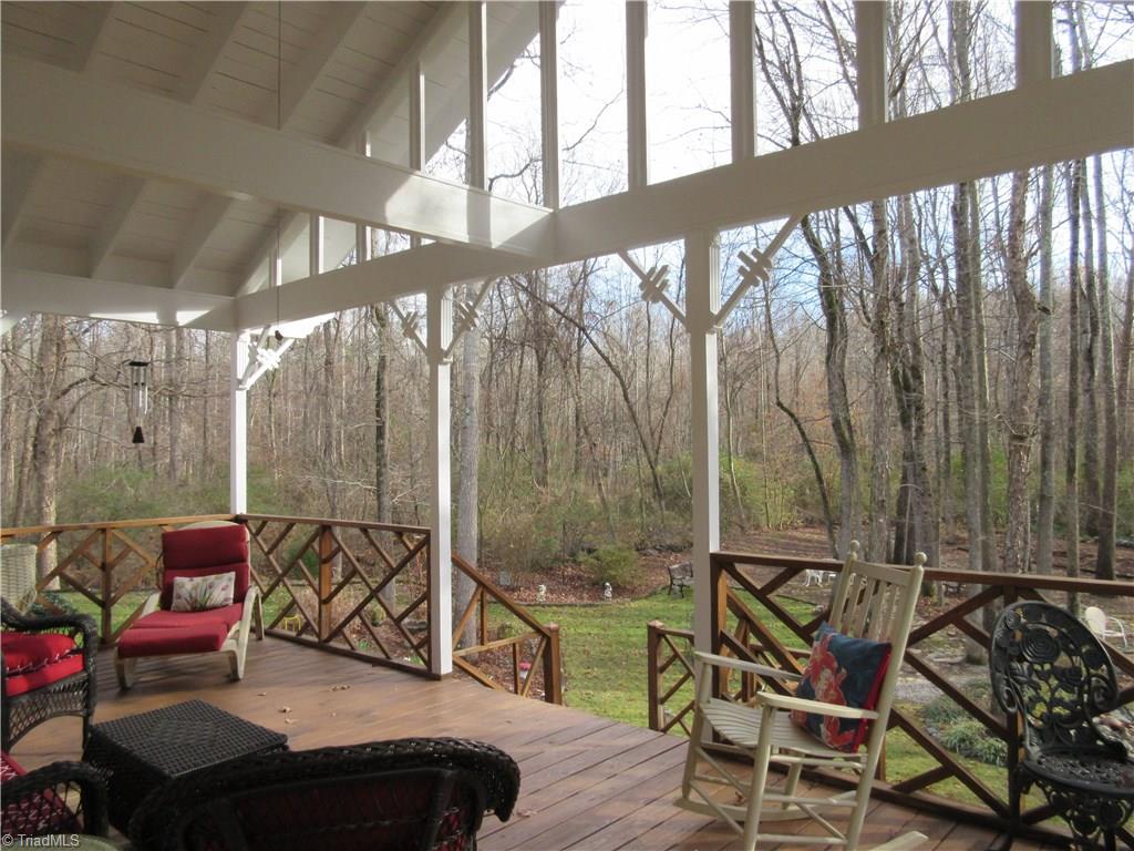 328 Canterbury Road High Point, NC 27262 - Photo 16 of 23 Gallery Image 16