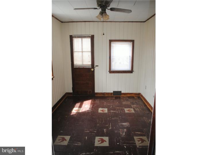 208 Gilpin Road Willow Grove, PA 19090 - Photo 3 of 25 Unit #1