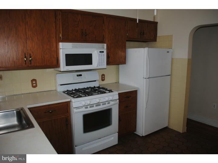 208 Gilpin Road Willow Grove, PA 19090 - Photo 4 of 25 Unit #1