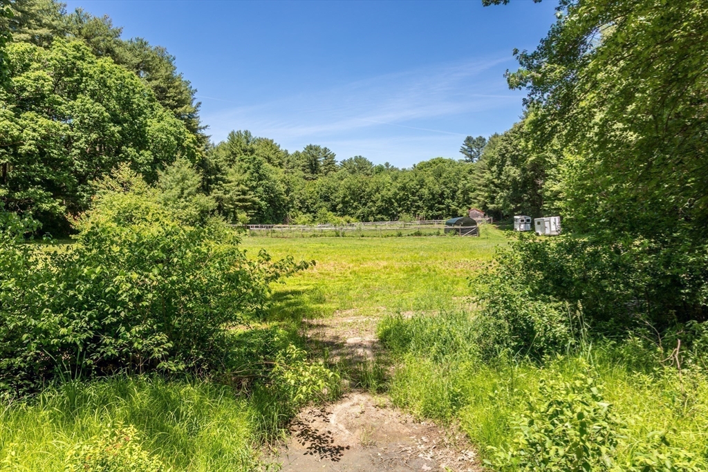 117 South Street Upton, MA 01568 - Photo 36 of 42