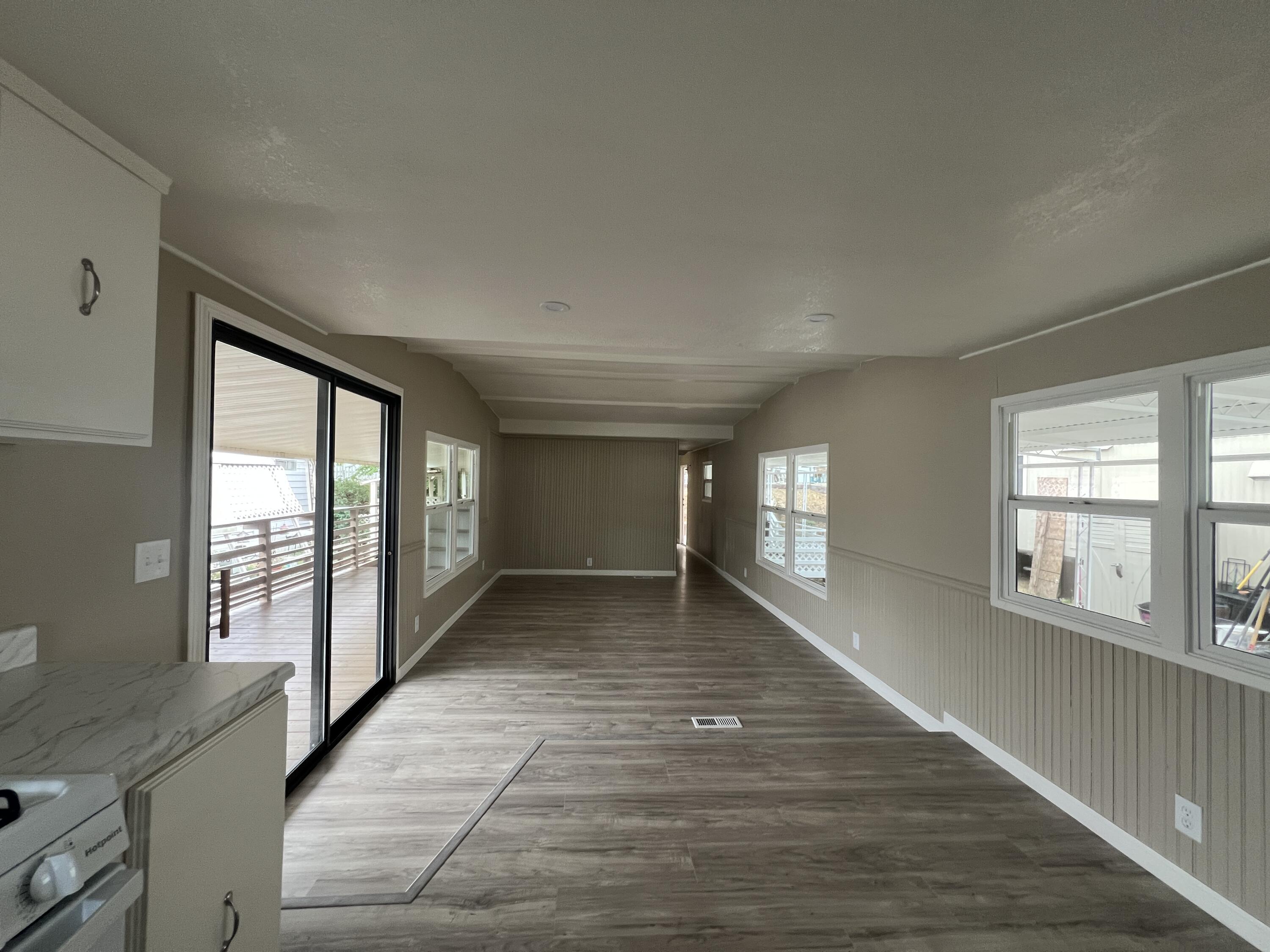 481 Twin View Boulevard, Unit 94 Redding, CA 96003 - Photo 5 of 11 IMG_9696