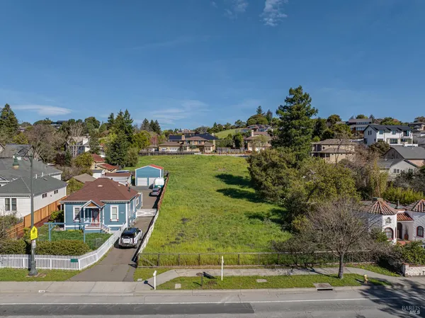 $509,000 | 509 Larch Drive, Petaluma, CA 94952