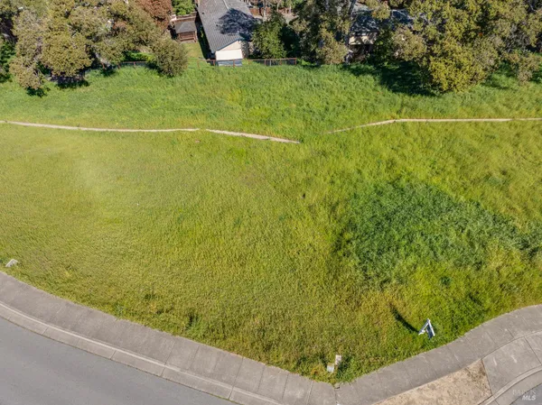 $509,000 | 509 Larch Drive, Petaluma, CA 94952