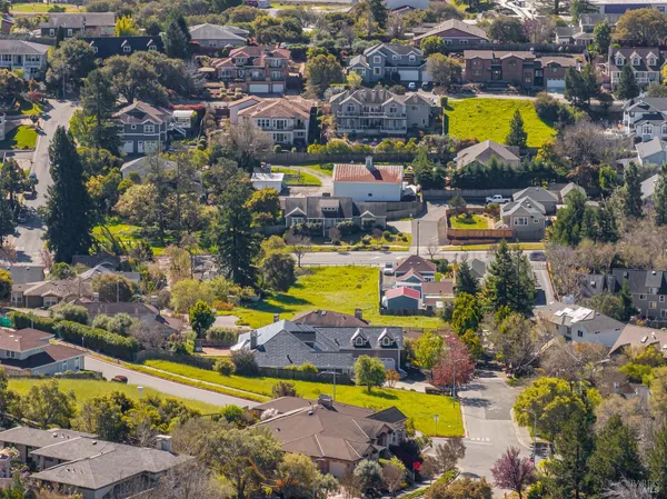 $509,000 | 509 Larch Drive, Petaluma, CA 94952