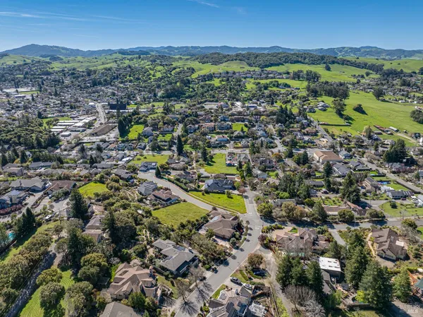 $509,000 | 509 Larch Drive, Petaluma, CA 94952